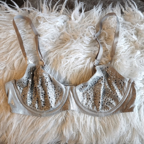 Victoria's Secret Dream Angels Wicked Rhinestone Bra - Picture 4 of 9